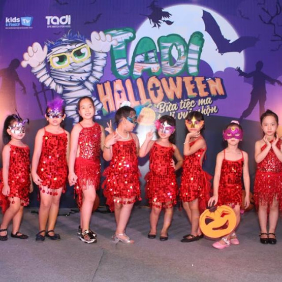 Ra mắt câu lạc bộ Tadi và đêm Halloween kì thú dành cho các bạn nhỏ